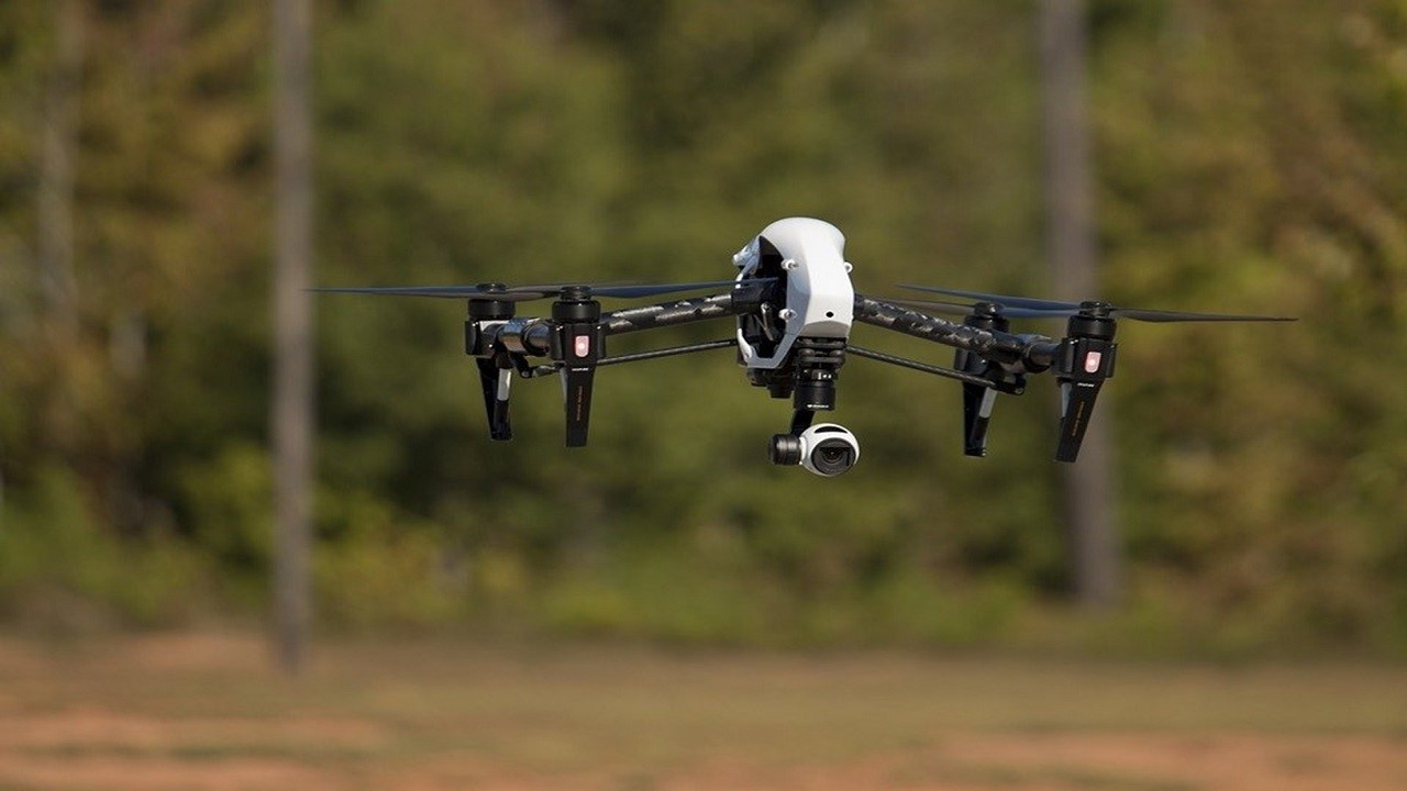 ¿Cómo funcionan los drones para uso agrícola?